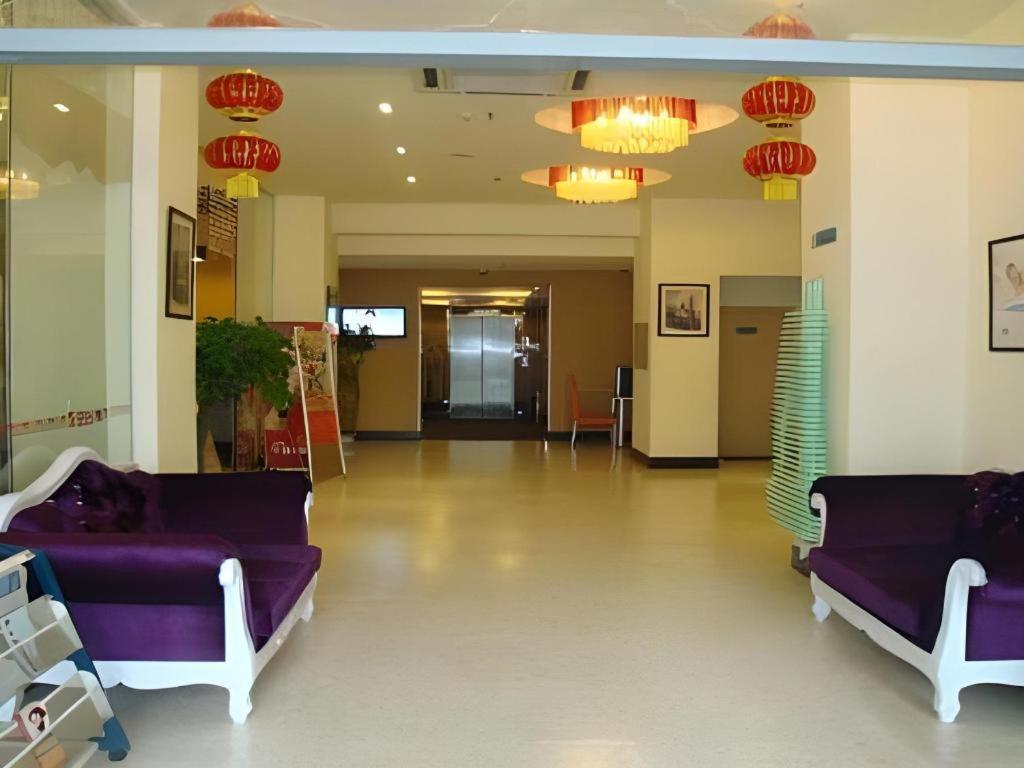 Jinjiang Inn Qingdao Wuxi Square Nanjing Road Metro Station Buitenkant foto